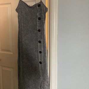 Stripped fitted summer dress